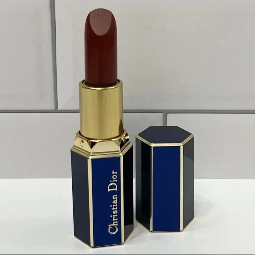 Dior 920 Trendy Brown Lipstick